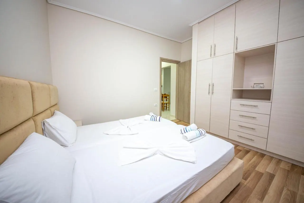 Mamma'S Apartments Sarande
