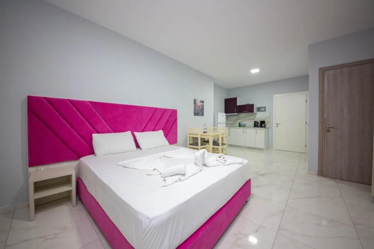 Mamma'S Apartments Sarande