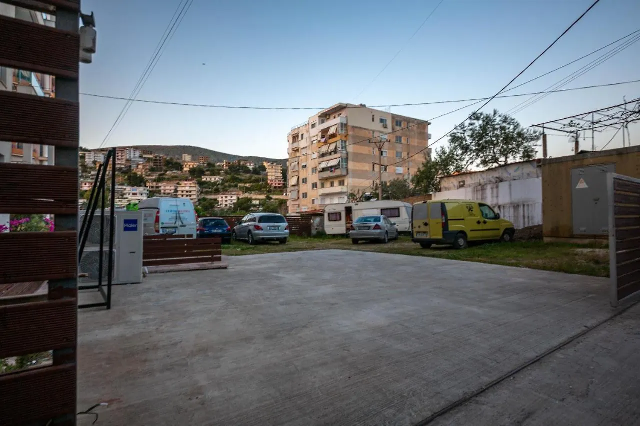 Mamma'S Apartments Sarande