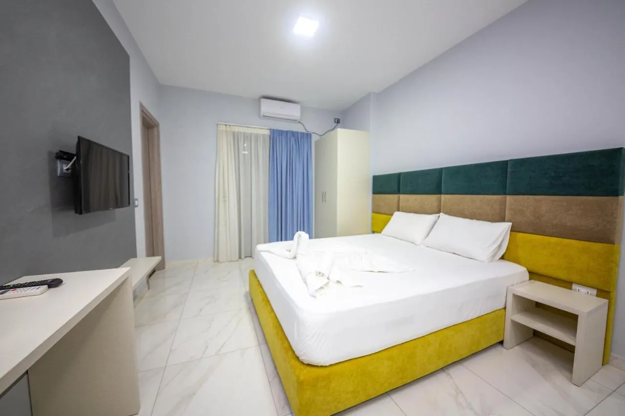 Mamma'S Apartments Sarande