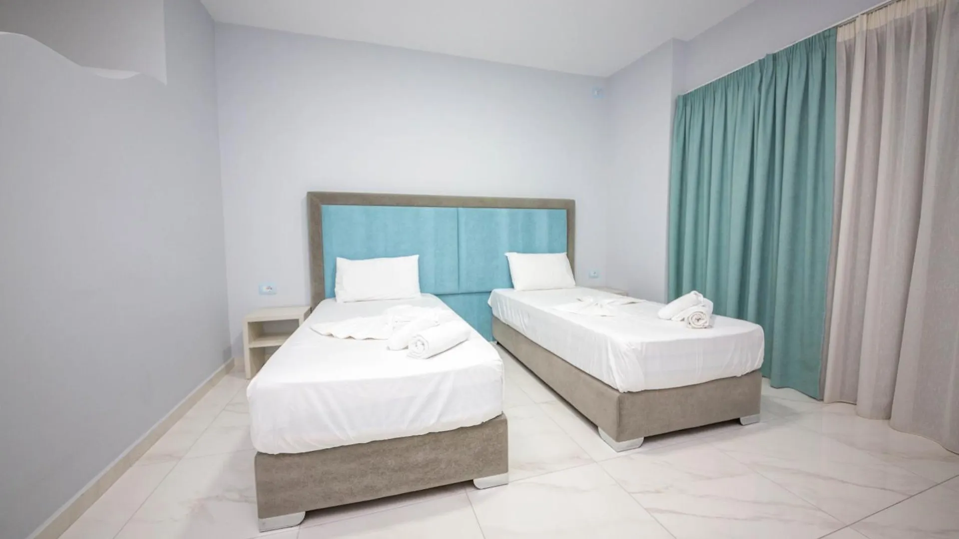 Mamma'S Apartments Sarande