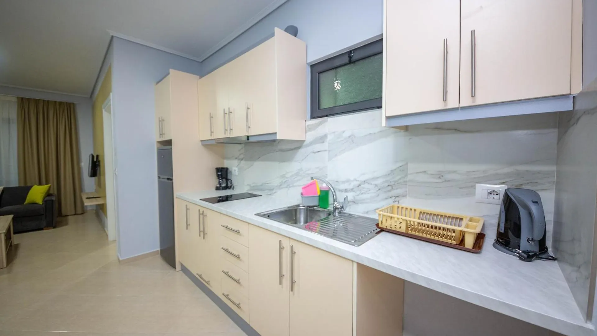 Mamma'S Apartments Sarande