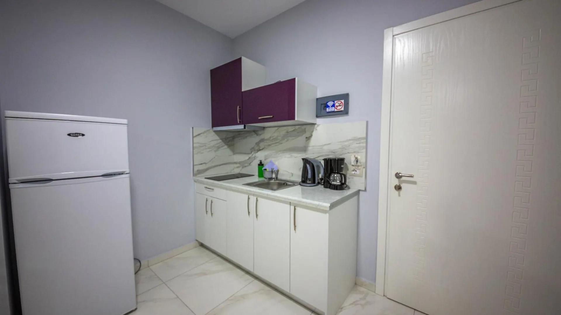 Mamma'S Apartments Sarande